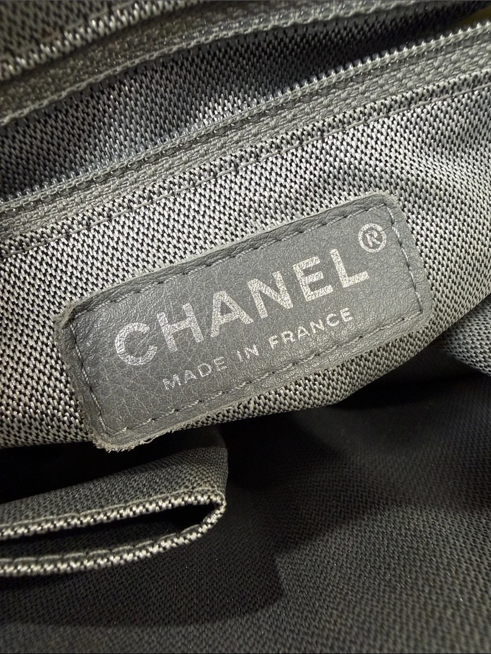💯Authentic Chanel Black Leather Camera Shoulder Bag Silver CC Chain Charm🍀